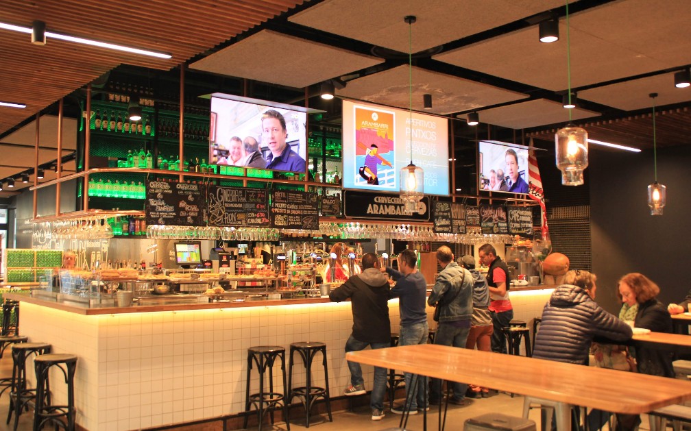 陸バスクの中心地 アートと美食の宝庫ビルバオ