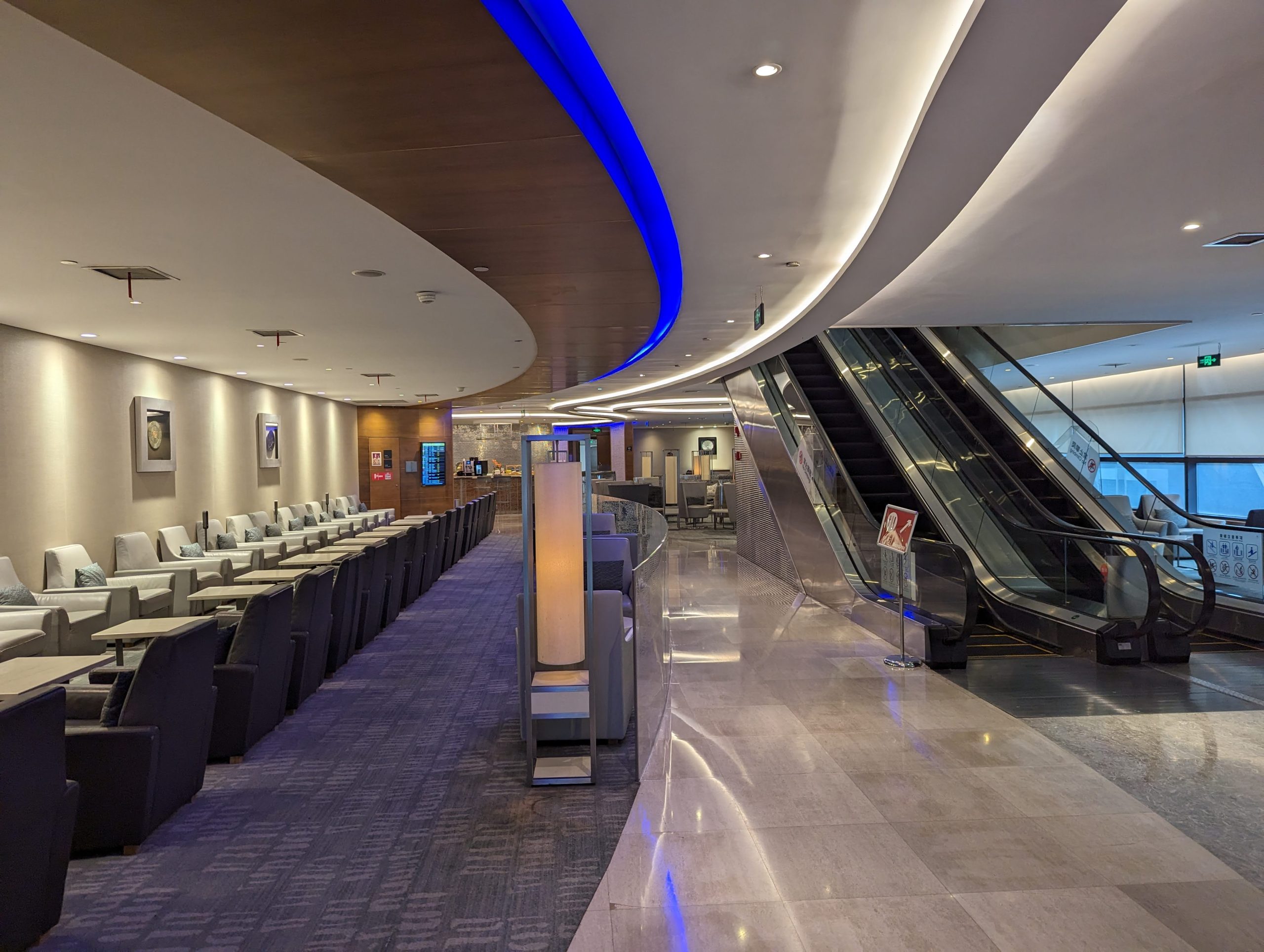 上海浦東空港のスタアラゴールド対応ラウンジ｜Air China No.71 Loungeレビュー